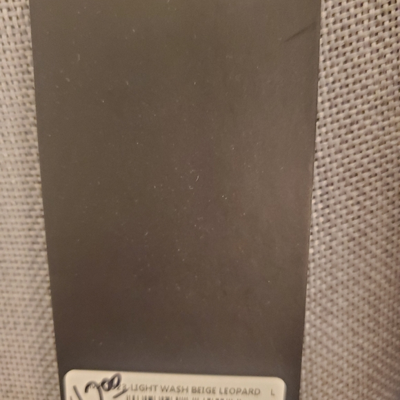 Nwt shirt - Picture 4 of 4